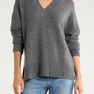 Rails Gisella Charcoal Cashmere Merino Wool Blend V-Neck Sweater 3362